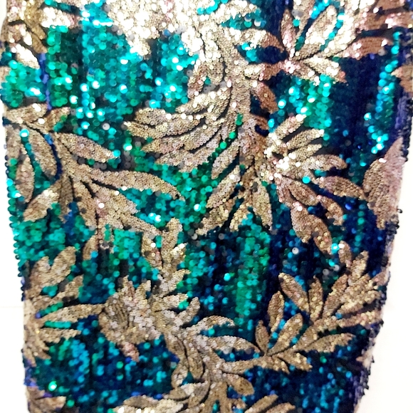 ⭐Beautiful and Shining Sequin Cocktail Dress⭐ - Picture 2 of 6